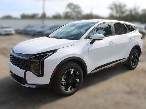 New 2026 Kia Sportage LX FWD image 14