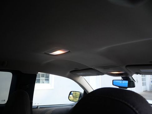 Used 2020 GMC Canyon SLE w/ Elevation Edition image 24