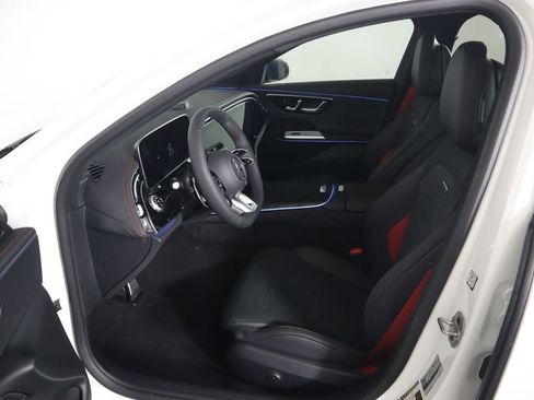 New 2026 Mercedes-Benz E 53 AMG e 4MATIC Sedan image 21