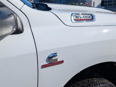 Used 2024 RAM 3500 Big Horn image 9