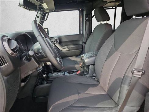 Used 2018 Jeep Wrangler Unlimited Sport S AWD/4WD image 15
