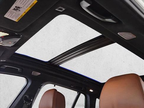 Used 2024 BMW X5 M60i image 16