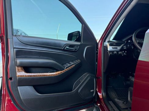 Used 2016 Chevrolet Tahoe LTZ AWD/4WD image 38