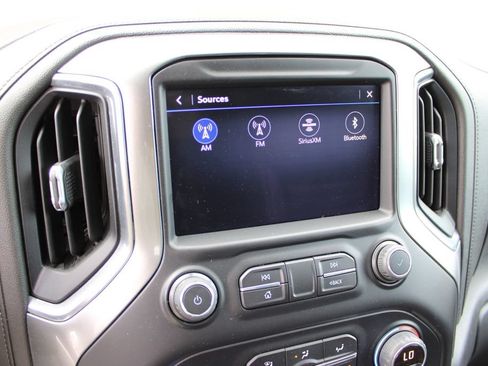 Used 2019 Chevrolet Silverado 1500 RST AWD/4WD image 23