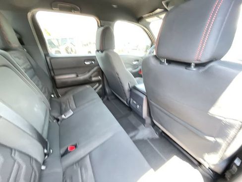 Used 2023 Nissan Frontier PRO-4X w/ Pro Convenience Package AWD/4WD image 35