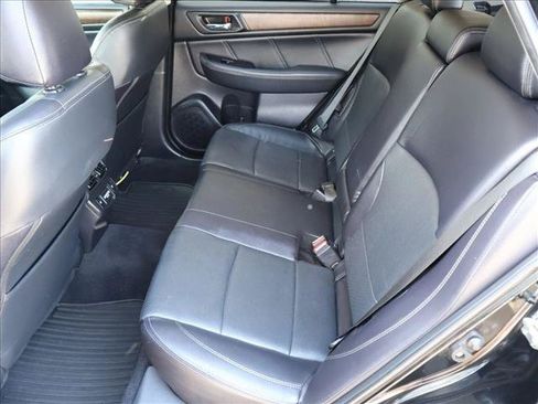 Used 2018 Subaru Outback 2.5i Limited AWD/4WD image 28