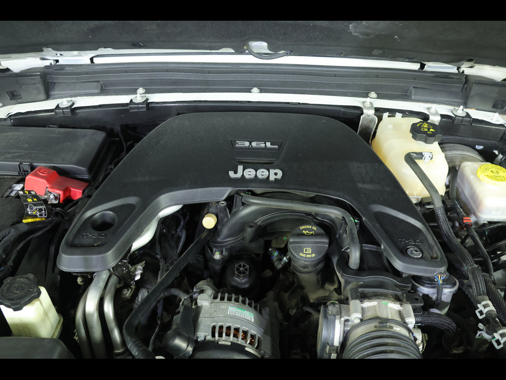 Used 2020 Jeep Wrangler Unlimited Sport AWD/4WD image 17