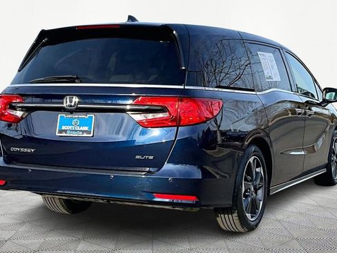 Used 2024 Honda Odyssey Elite image 6