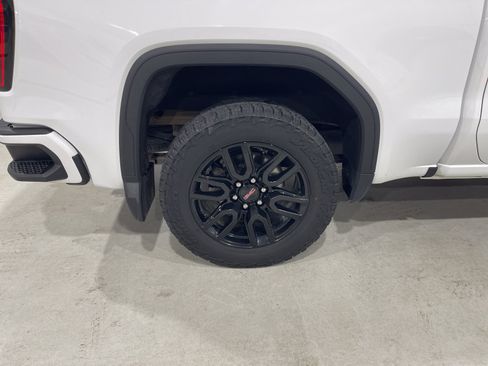 Used 2022 GMC Sierra 1500 Elevation AWD/4WD image 10