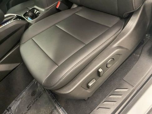 New 2025 Chevrolet Colorado LT w/ LT Convenience Package image 14