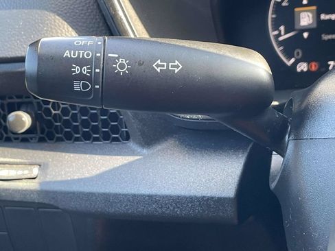 Used 2025 Honda CR-V EX image 29