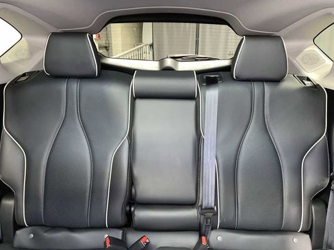 Used 2023 Acura RDX AWD w/ Advance Package image 22