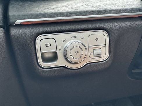Certified 2023 Mercedes-Benz GLS 450 4MATIC image 36