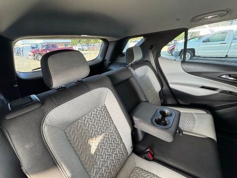 Used 2024 Chevrolet Equinox LT image 25