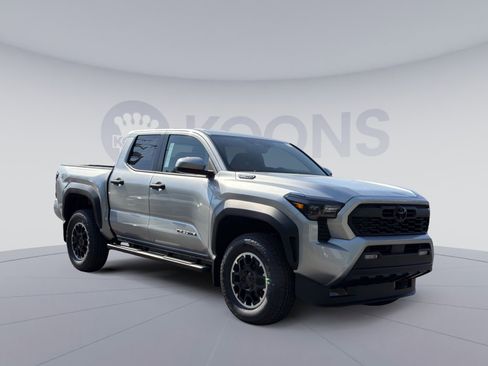 New 2026 Toyota Tacoma TRD Off-Road AWD/4WD image 5