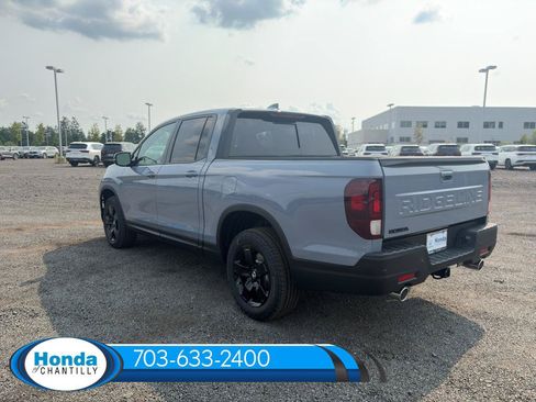 New 2026 Honda Ridgeline Black Edition image 5