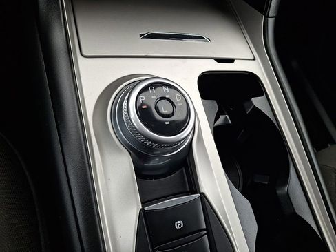 Certified 2022 Ford Explorer XLT AWD/4WD image 16