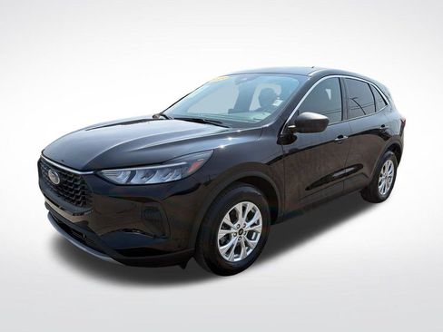 Used 2023 Ford Escape Active AWD/4WD image 3