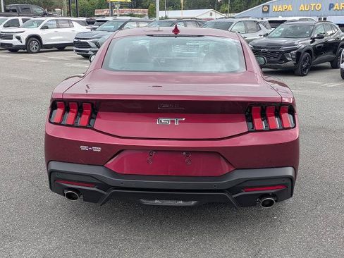 Used 2025 Ford Mustang GT RWD image 6