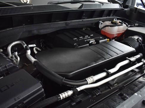 Certified 2025 Chevrolet Silverado 1500 Custom image 36