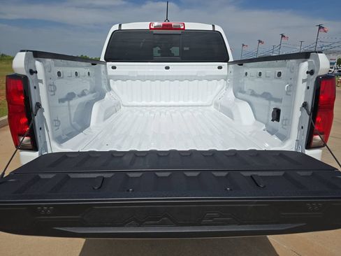 New 2026 Chevrolet Colorado LT w/ LT Convenience Package RWD image 12