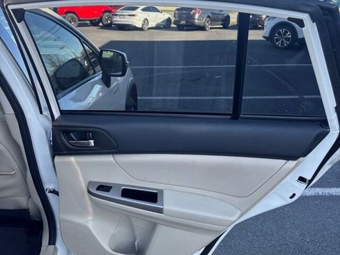 Used 2014 Subaru Crosstrek 2.0i Premium image 15