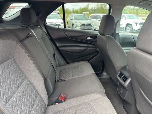 Used 2022 Chevrolet Equinox LT AWD/4WD image 11
