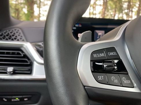 Used 2025 BMW X5 M60i image 30