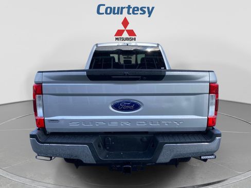 Used 2019 Ford F250 XL w/ STX Appearance Package AWD/4WD image 4