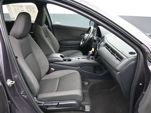 Used 2020 Honda HR-V Sport image 24