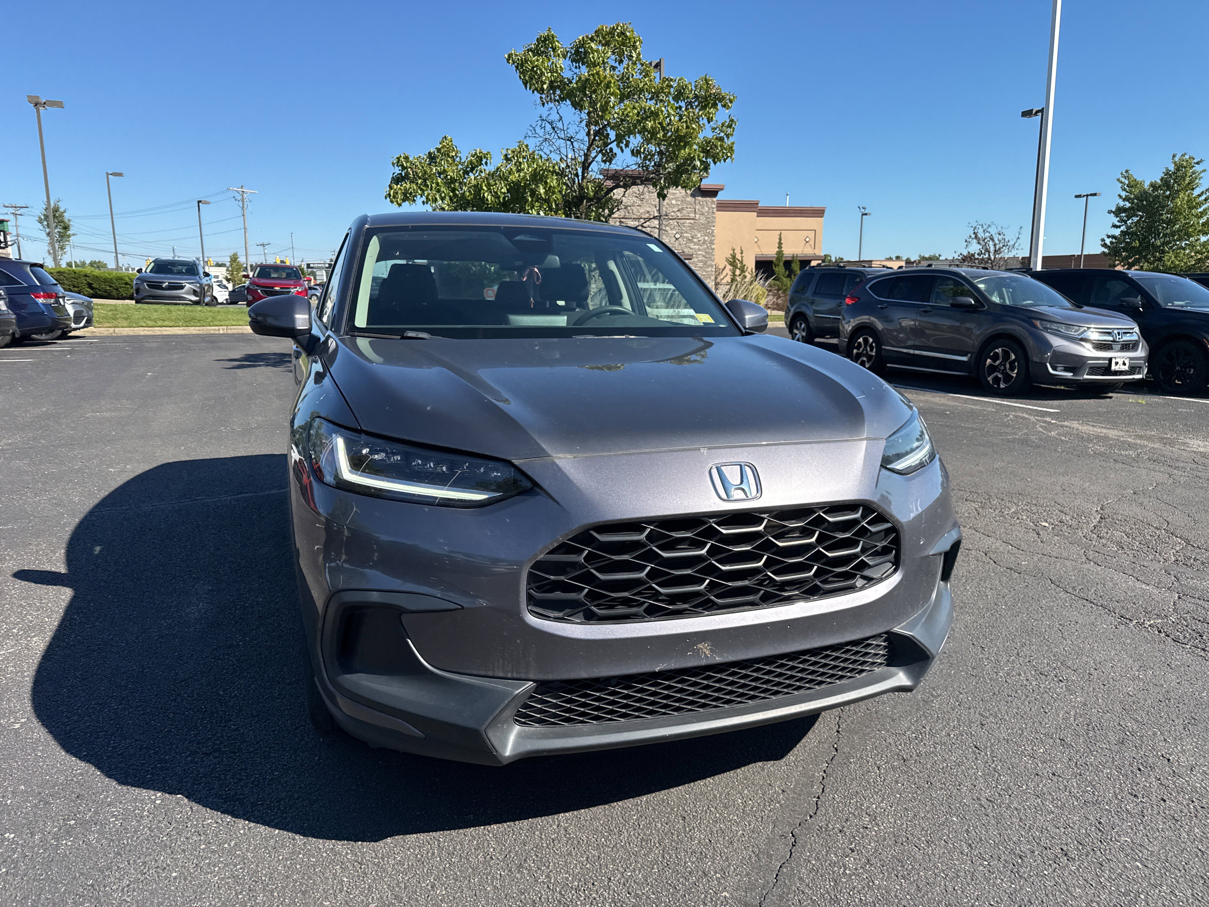 Used 2023 Honda HR-V LX image 13