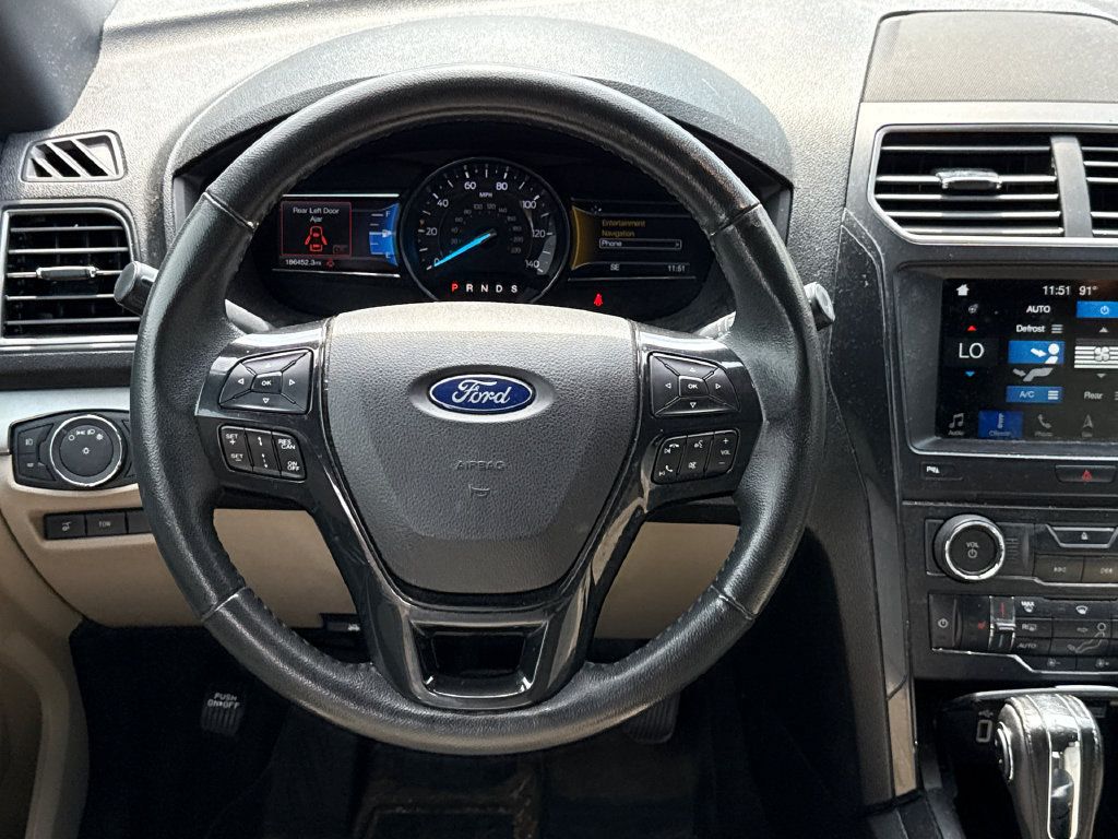 Used 2018 Ford Explorer XLT w/ Equipment Group 202A FWD image 14
