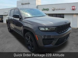 Used 2022 Jeep Grand Cherokee Altitude AWD/4WD video 2
