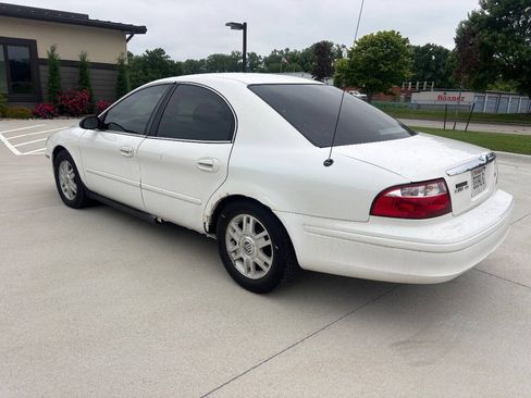 Used 2005 Mercury Sable GS FWD image 9