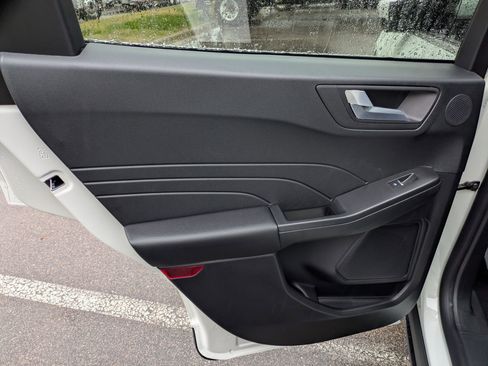 New 2026 Ford Escape Platinum w/ Premium Technology Package image 28