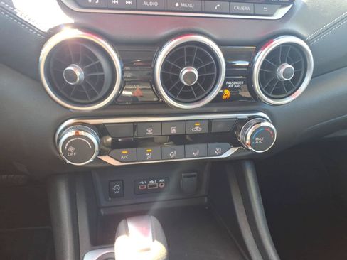Used 2025 Nissan Sentra SV FWD image 20