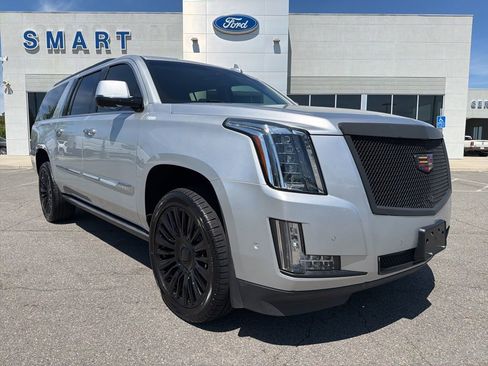 Used 2018 Cadillac Escalade ESV Premium Luxury w/ LPO, Radiant Package AWD/4WD image 1