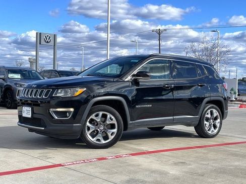 Used 2018 Jeep Compass Limited w/ Navigation Group image 1