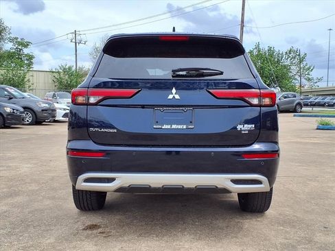 Used 2024 Mitsubishi Outlander SE FWD image 6