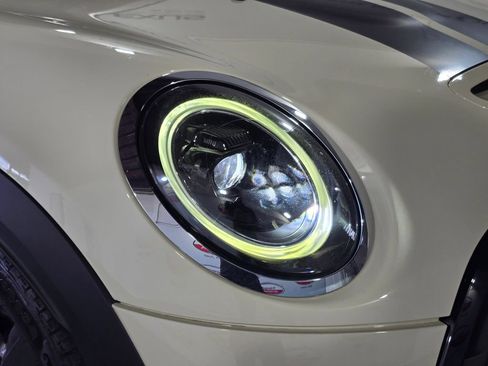 Used 2022 MINI Cooper S FWD image 5