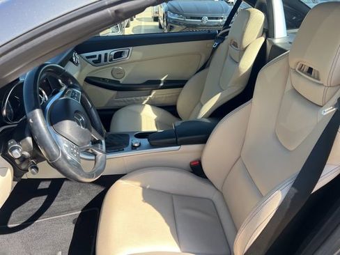 Used 2015 Mercedes-Benz SLK 250 image 7