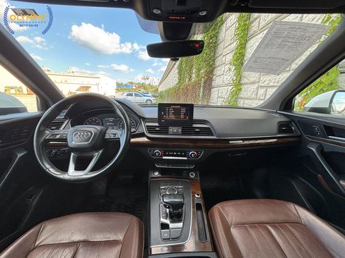 Used 2018 Audi Q5 2.0T Premium w/ Convenience Package image 18