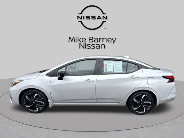 Used 2023 Nissan Versa SR w/ Trunk Package FWD image 6