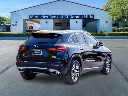 New 2025 Mercedes-Benz GLA 250 image 4