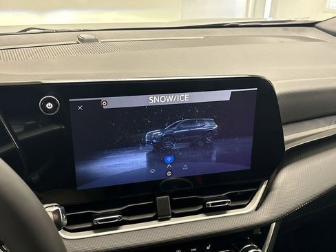 New 2026 Chevrolet Equinox LT image 42