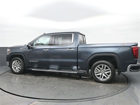 Used 2020 GMC Sierra 1500 SLT w/ SLT Premium Package image 3