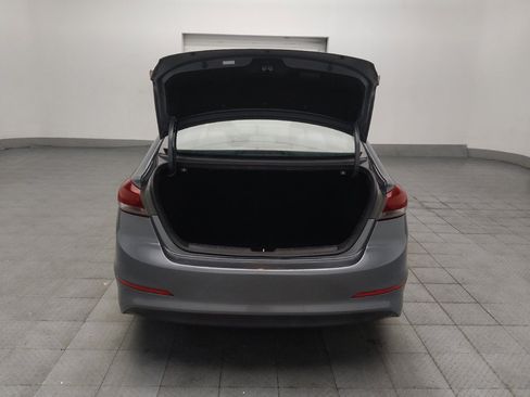 Used 2018 Hyundai Elantra SE FWD image 29