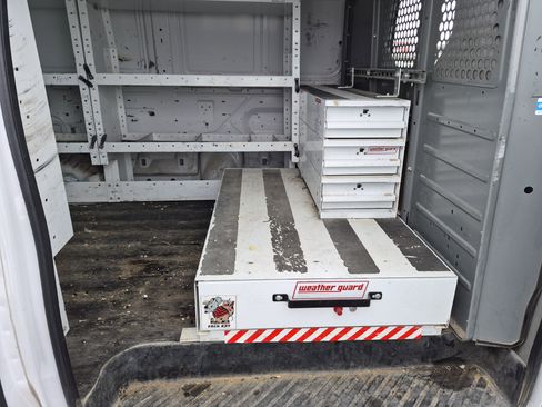 Used 2013 Ford E-250 and Econoline 250 w/ PWR Group image 6