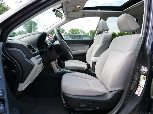 Used 2018 Subaru Forester 2.5i Premium w/ All-Weather Package AWD/4WD image 14
