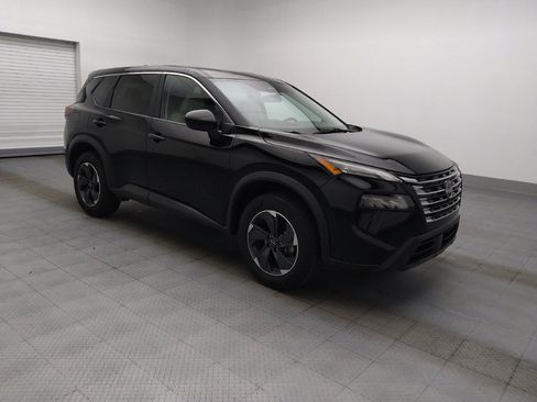 Used 2025 Nissan Rogue SV AWD/4WD image 11